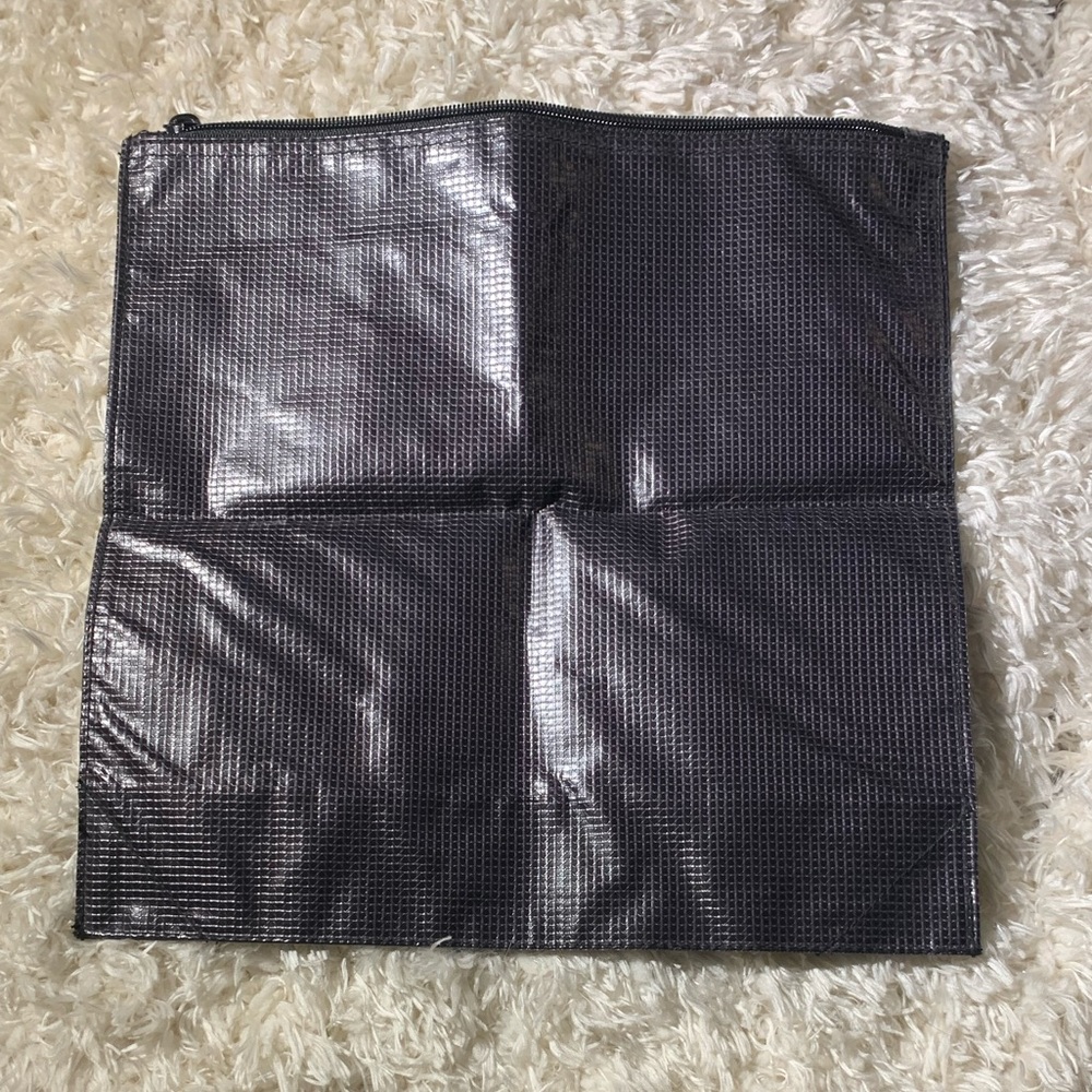 LANDS END WET/DRY BAG ACCESSORY FOR DIAPER BAG/ SWIM BAG/ WORK